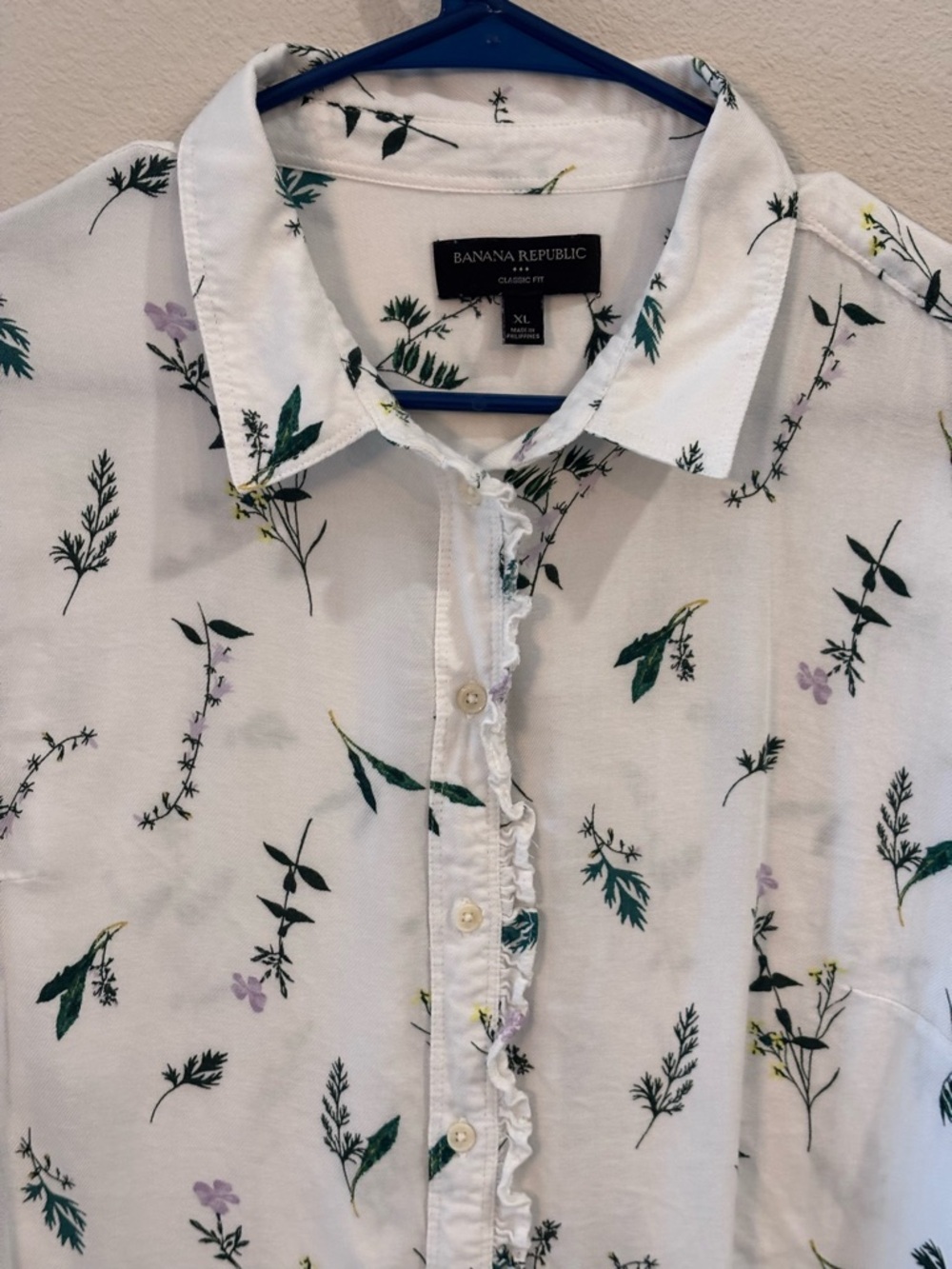 Banana Republic Floral Ruffle Front Button down blouse XL - Picture 5 of 15